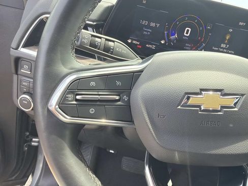 Used 2025 Chevrolet Tahoe Premier AWD/4WD image 26