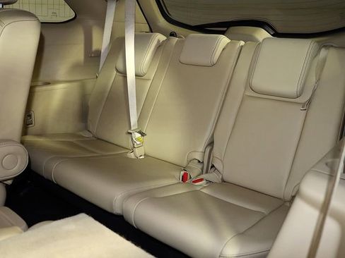 Used 2015 Toyota Highlander Limited image 14