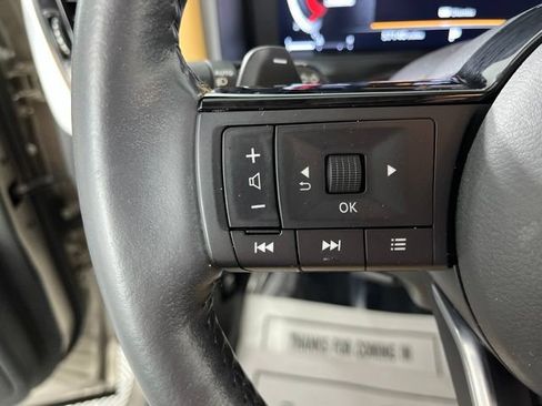 Used 2021 Nissan Rogue Platinum FWD image 24