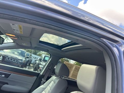 Used 2021 Honda CR-V Touring image 11