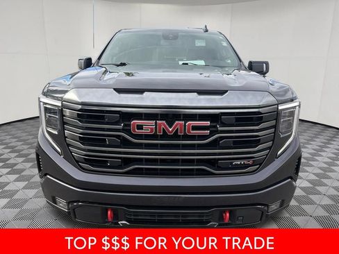 Used 2022 GMC Sierra 1500 AT4 AWD/4WD image 2