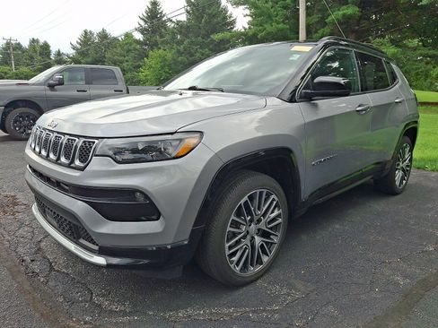 Certified 2023 Jeep Compass Limited w/ Elite Group AWD/4WD image 1
