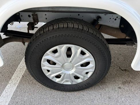 Used 2018 Ford Transit 350 138 w/ Exterior Upgrade Package image 7