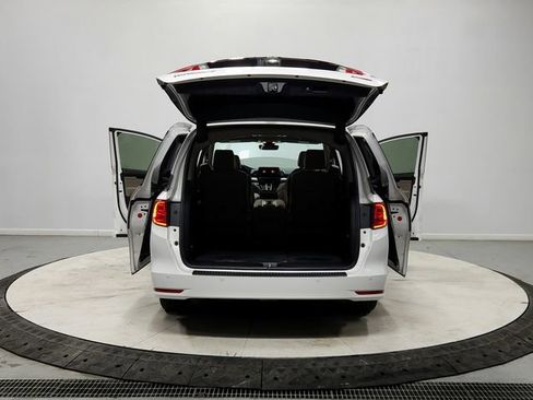 Used 2023 Honda Odyssey Touring image 14
