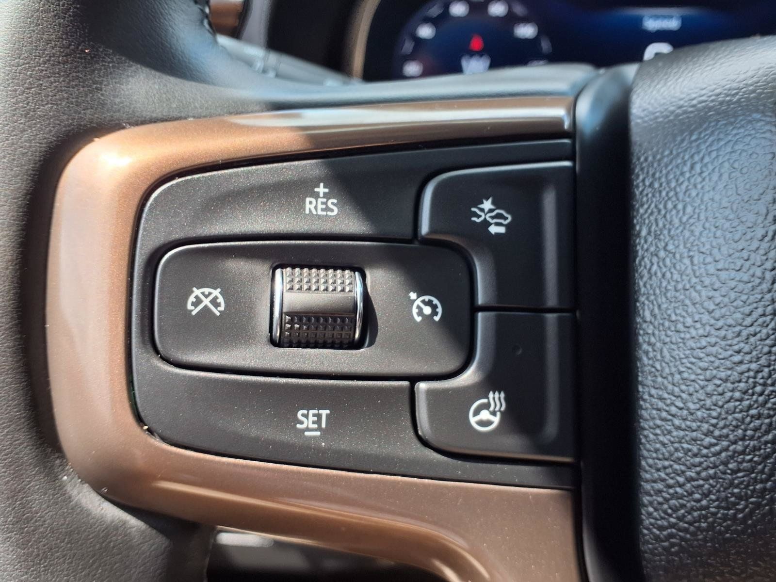 Used 2024 Chevrolet Tahoe High Country RWD image 20