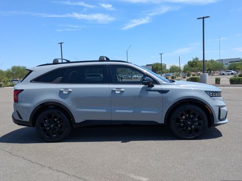 Used 2022 Kia Sorento SX FWD image 6