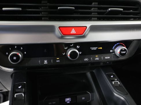 Used 2020 Kia Telluride S AWD/4WD image 36