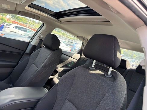 Used 2024 Honda Accord EX image 9