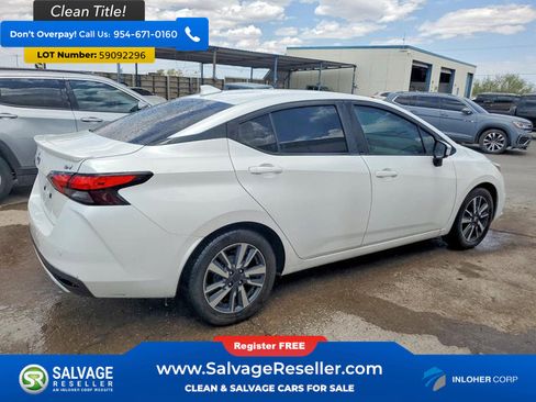 Used 2021 Nissan Versa SV FWD image 4