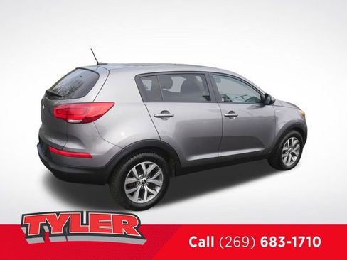 Used 2016 Kia Sportage LX AWD/4WD image 8