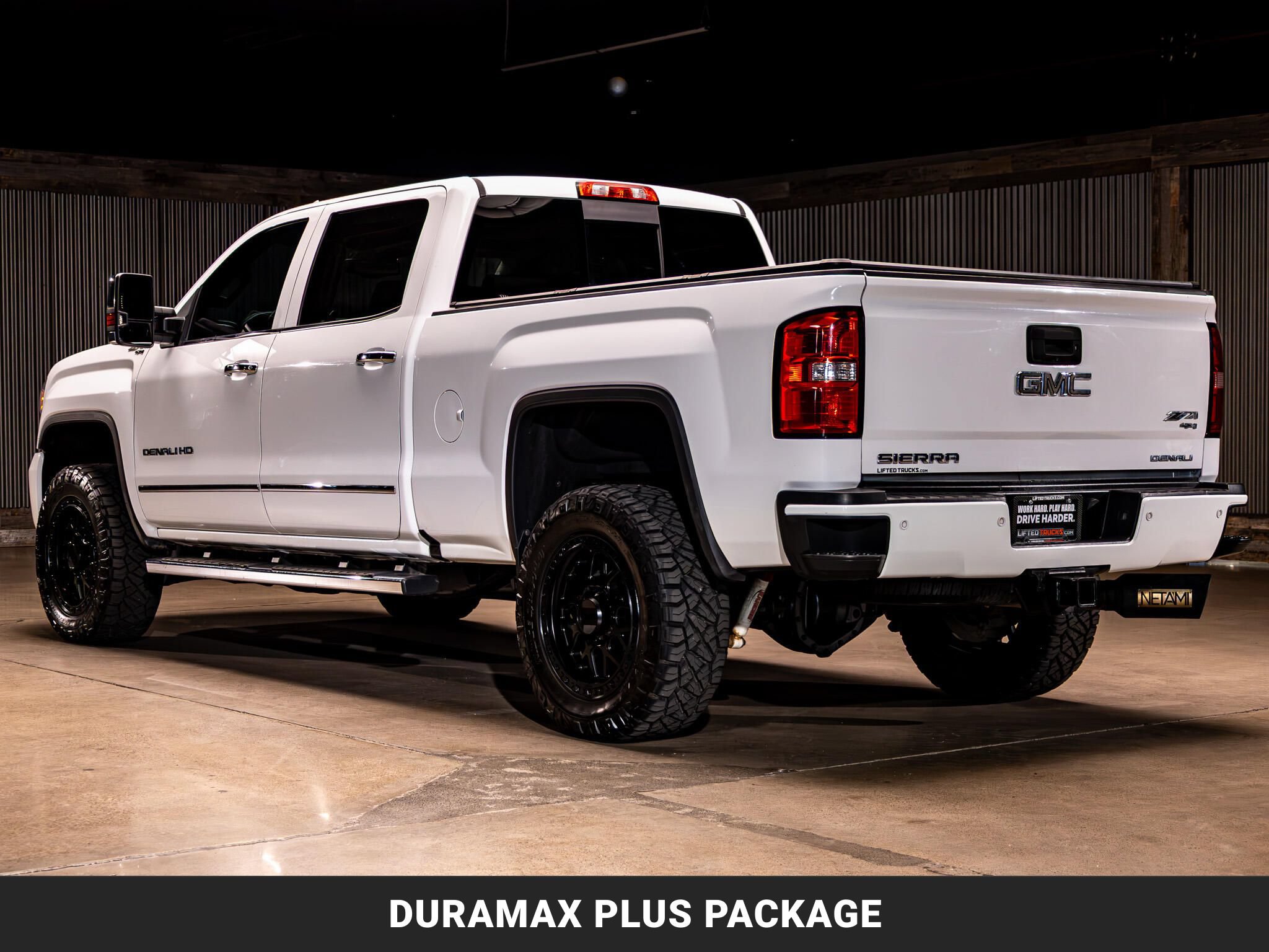 Used 2016 GMC Sierra 2500 Denali w/ Duramax Plus Package AWD/4WD image 6