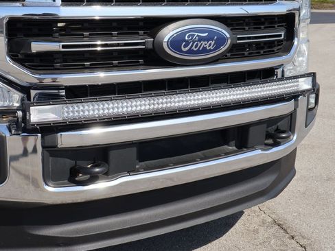 Used 2022 Ford F250 Lariat w/ Lariat Ultimate Package AWD/4WD image 4