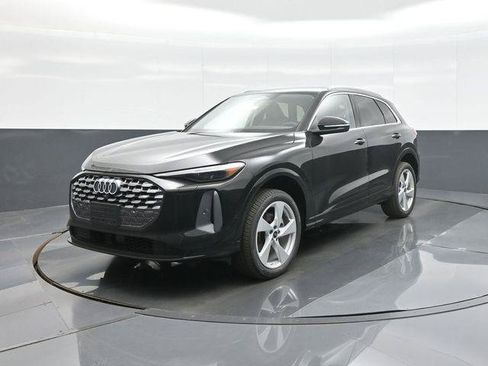 New 2026 Audi Q5 Premium Plus AWD/4WD image 3