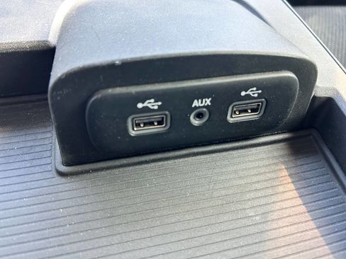 Used 2018 RAM 1500 Lone Star image 23