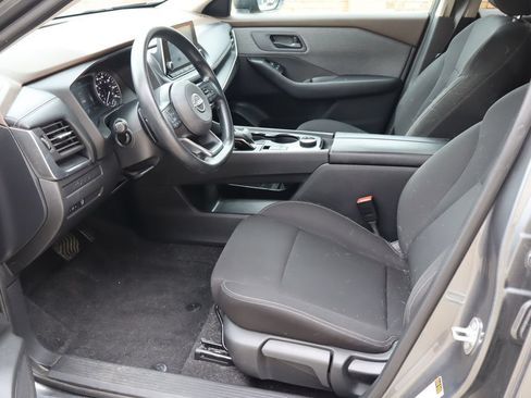 Used 2023 Nissan Rogue S AWD/4WD image 15