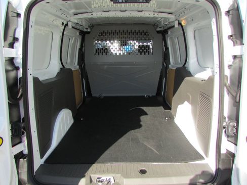 Used 2022 Ford Transit Connect XL FWD image 22