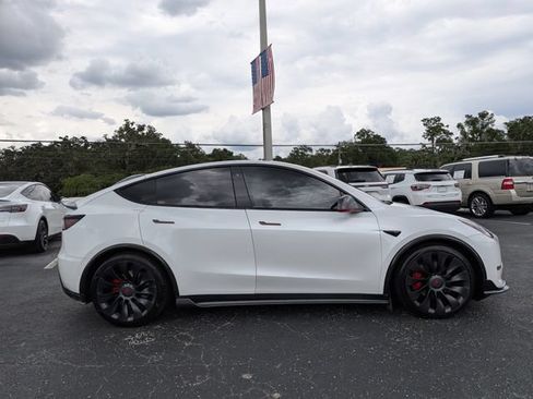 Used 2020 Tesla Model Y Performance AWD/4WD image 2