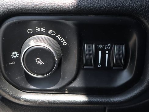 Used 2019 RAM 2500 Tradesman RWD image 24