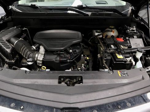 Used 2023 Cadillac XT6 Premium Luxury w/ Technology Package image 17