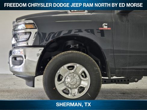 New 2026 RAM 2500 Tradesman w/ Chrome Appearance Group image 6