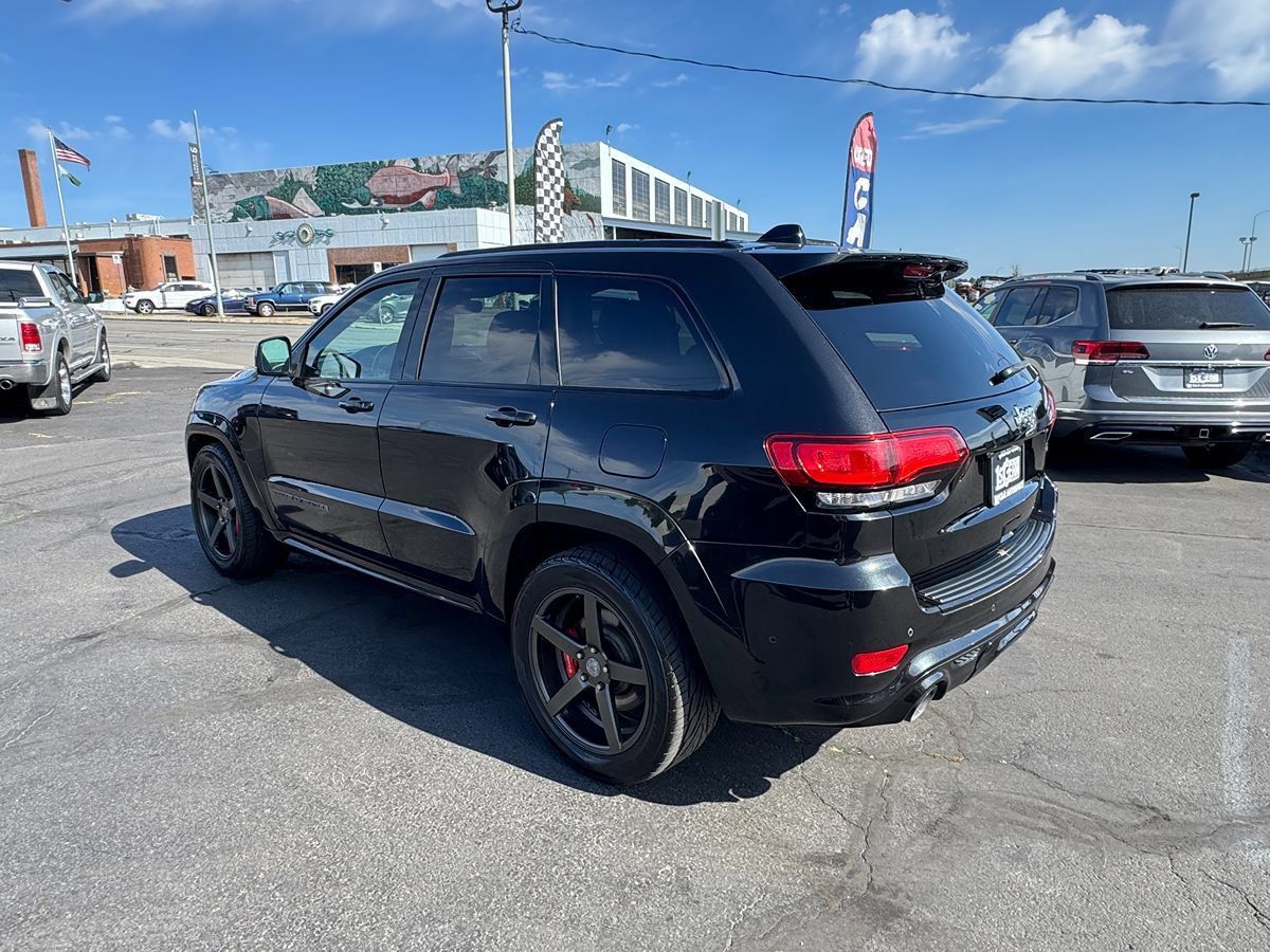 Used 2017 Jeep Grand Cherokee SRT AWD/4WD image 7