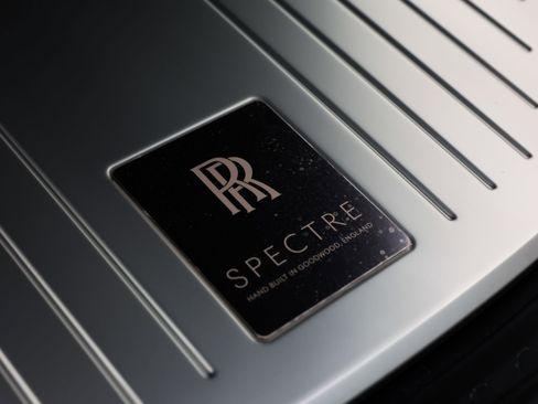 New 2026 Rolls-Royce Spectre image 43
