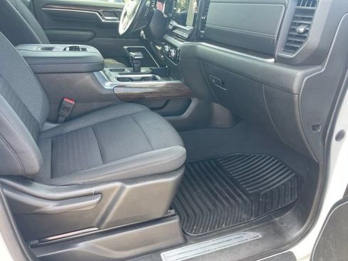 Used 2022 GMC Sierra 1500 Elevation w/ LPO, Elevation Black Package AWD/4WD image 32