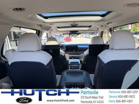 Used 2025 Kia Carnival SX Prestige FWD image 13
