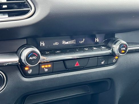 Certified 2025 MAZDA CX-30 2.5 Turbo w/ Premium Package image 28