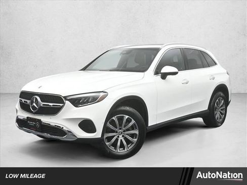 Certified 2026 Mercedes-Benz GLC 300 4MATIC image 1