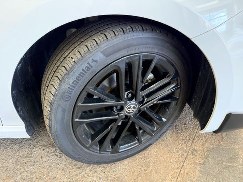 Used 2025 Toyota Camry SE FWD image 45