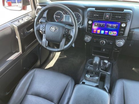 Used 2017 Toyota 4Runner TRD Off-Road Premium AWD/4WD image 16