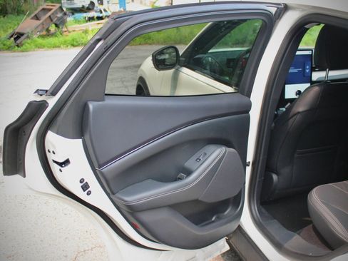 Used 2023 Ford Mustang Mach-E Select RWD image 13