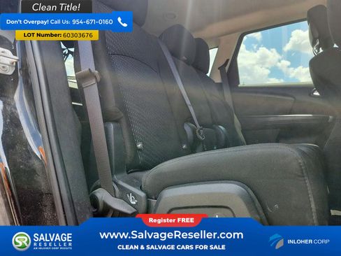 Used 2017 Dodge Journey SE w/ Flexible Seating Group FWD image 15