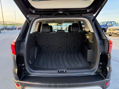 Certified 2019 Ford Escape Titanium AWD/4WD image 21