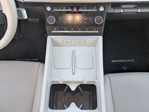 Used 2024 Hyundai Santa Fe SEL FWD image 19