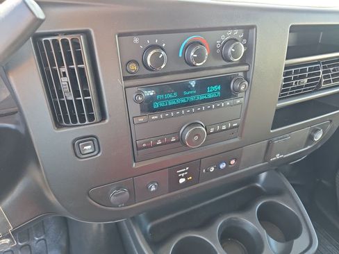 Used 2023 GMC Savana 2500 Work Van w/ Driver Convenience Package image 13