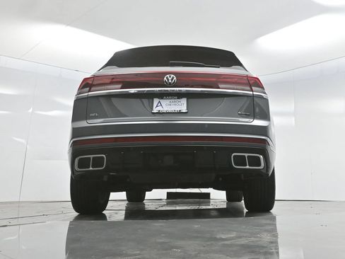 Used 2024 Volkswagen Atlas Cross Sport SEL R-Line AWD/4WD image 71