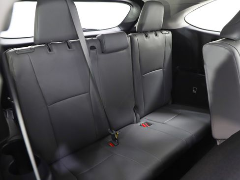 Used 2021 Toyota Highlander Limited image 15