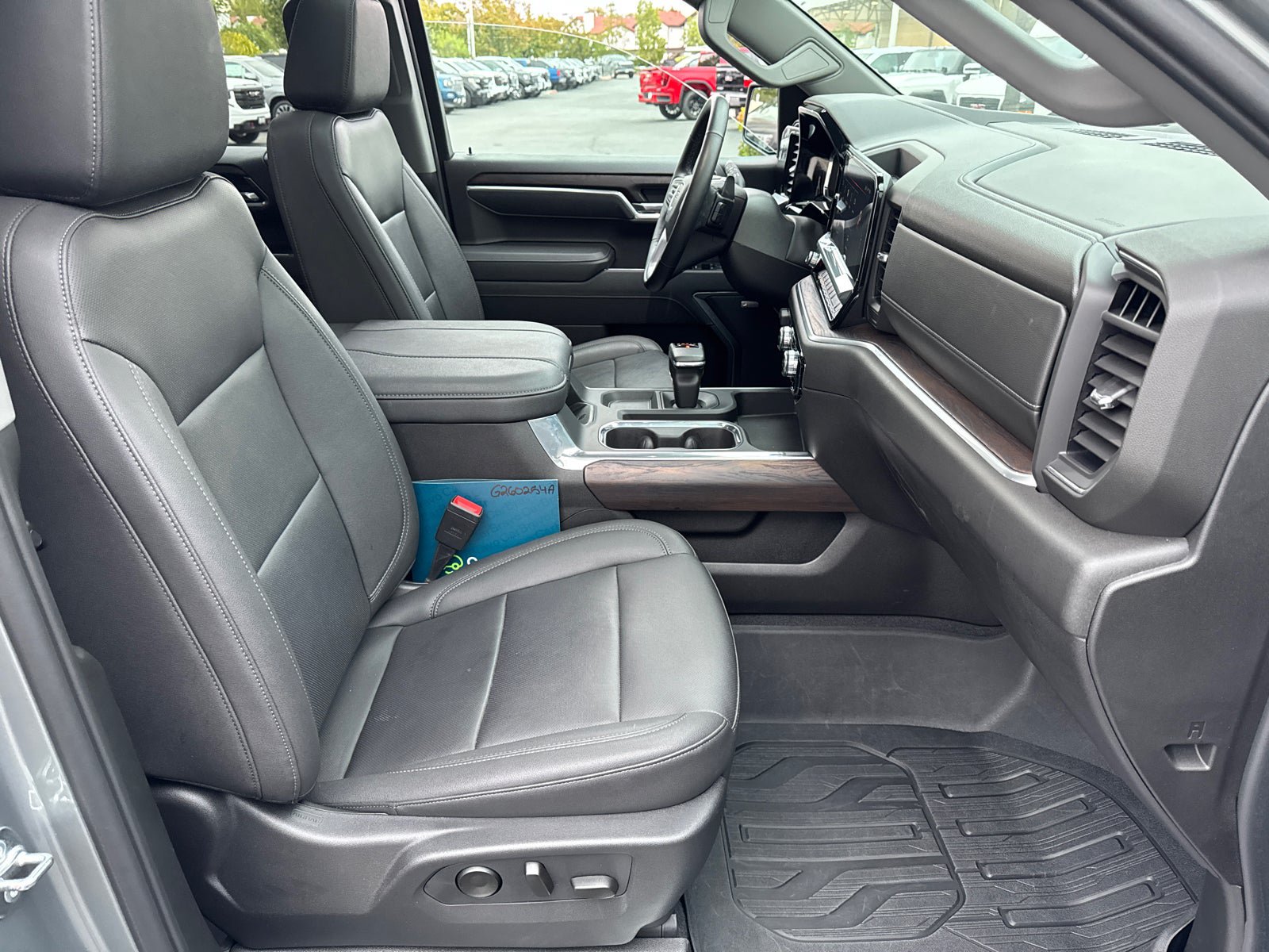 Certified 2026 GMC Sierra 1500 SLT w/ SLT Premium Plus Package AWD/4WD image 15