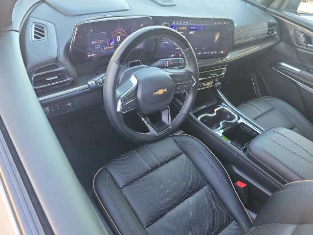 Used 2026 Chevrolet Traverse High Country w/ LPO, Floor Liner Package FWD image 6