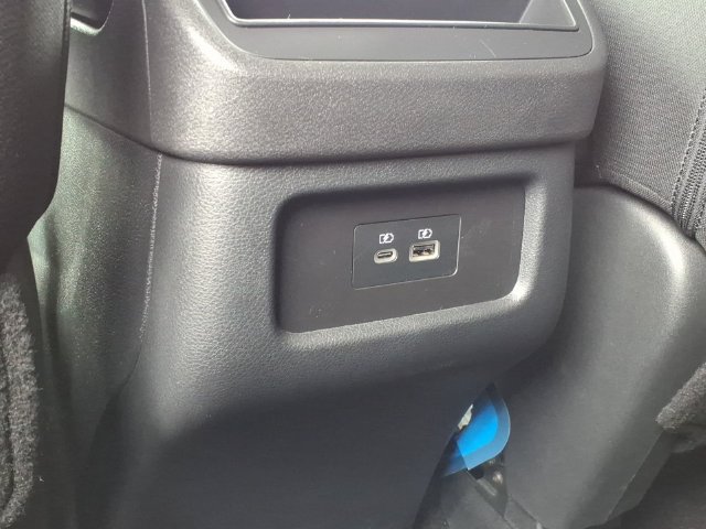 Used 2025 Nissan Pathfinder S AWD/4WD image 18