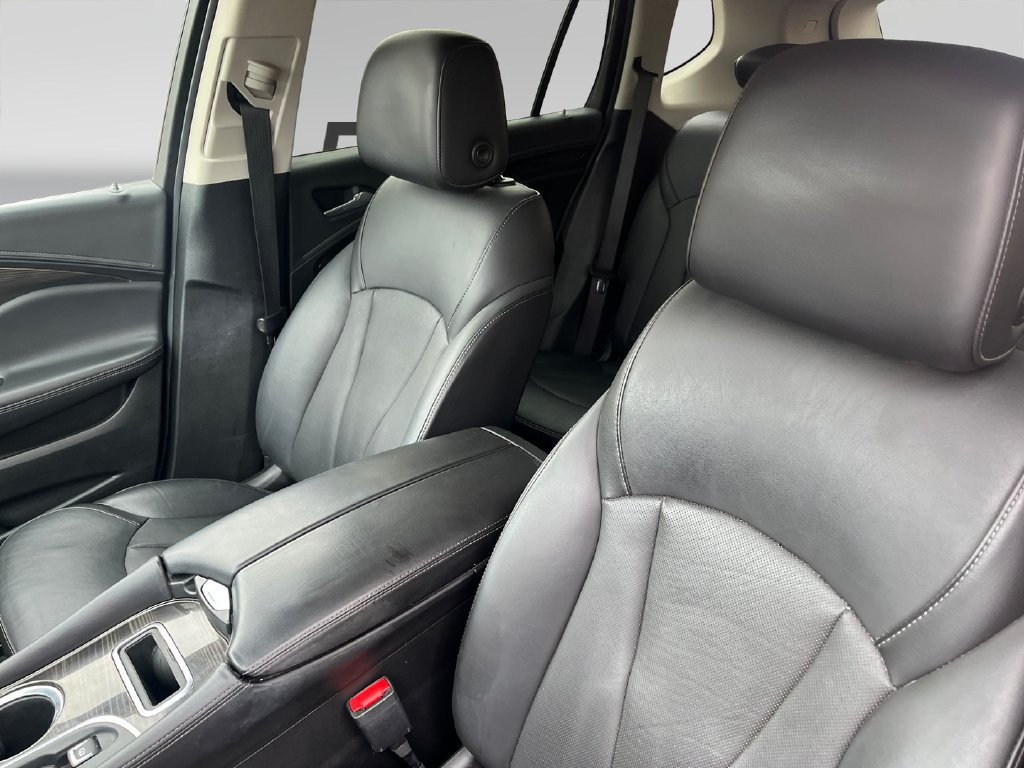 Used 2019 Buick Envision Premium w/ Driver Confidence Package AWD/4WD image 11