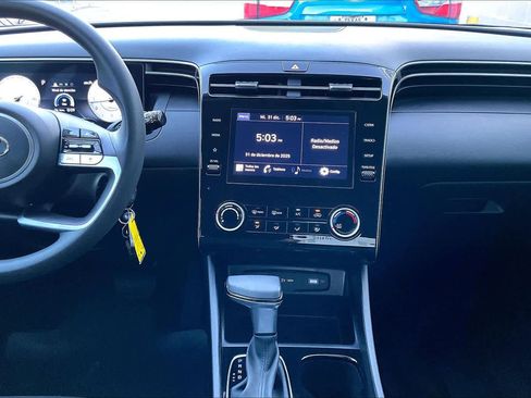 Used 2024 Hyundai Tucson SE image 7