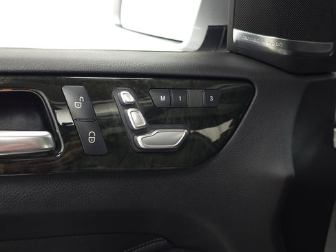 Used 2017 Mercedes-Benz GLS 550 4MATIC image 18