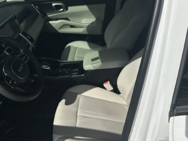 Certified 2023 Kia Sorento S w/ Panoramic Sunroof Package FWD image 17