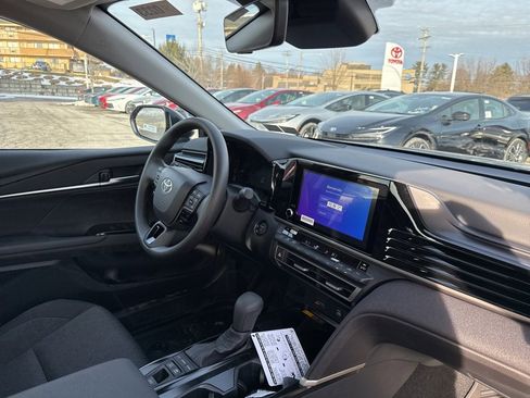 New 2026 Toyota Camry LE image 5