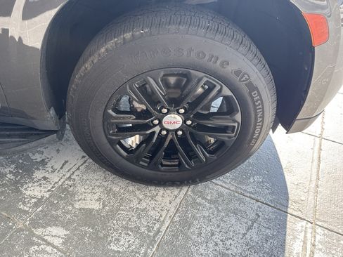 Used 2021 GMC Yukon SLT AWD/4WD image 12