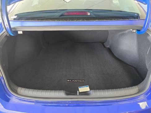 New 2026 Hyundai Elantra SE image 15