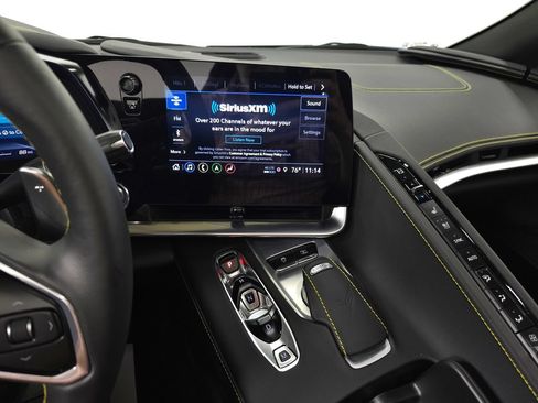 Used 2021 Chevrolet Corvette Stingray Preferred Cpe w/ Z51 Performance Package RWD image 29